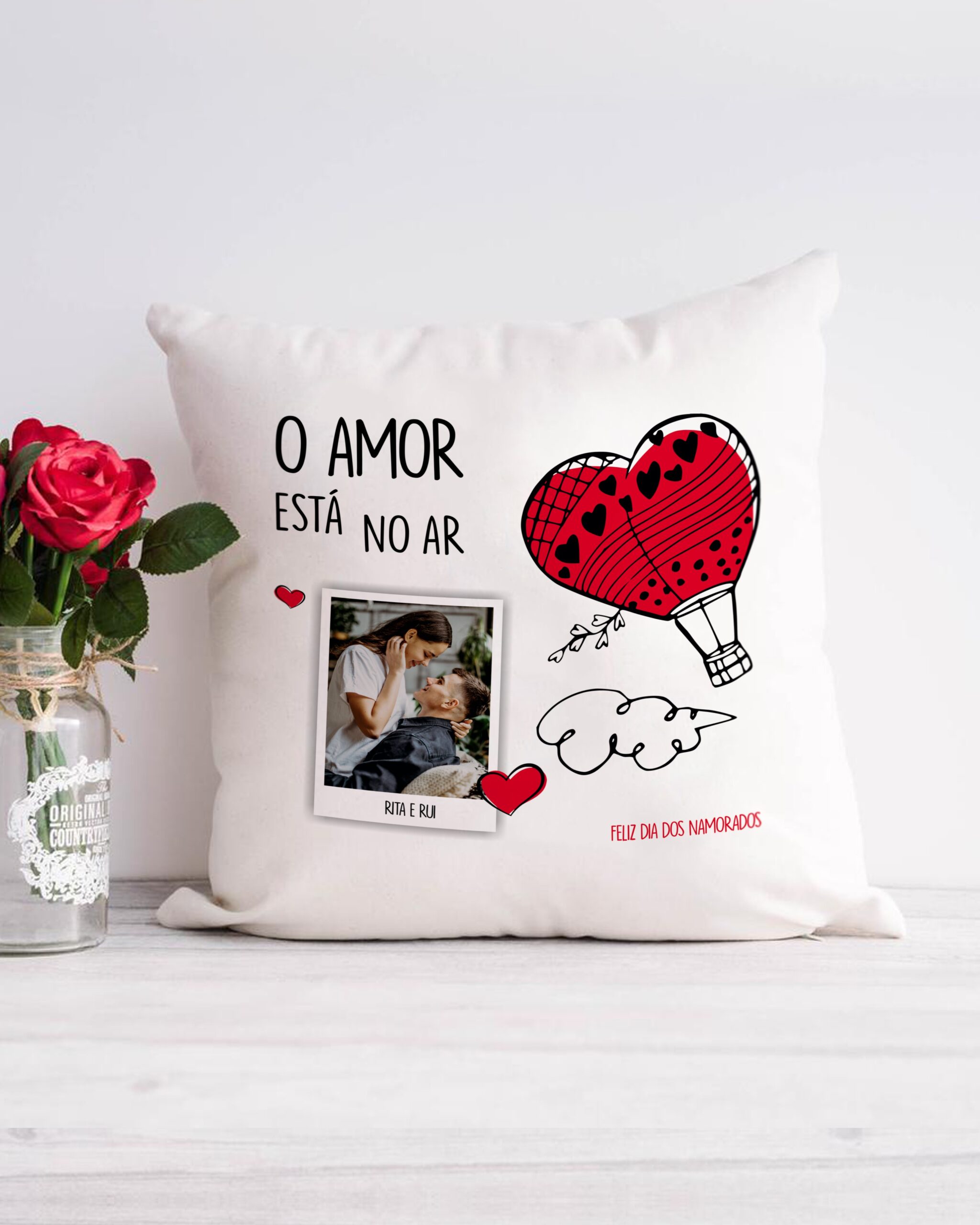 Almofada Amor está no Ar