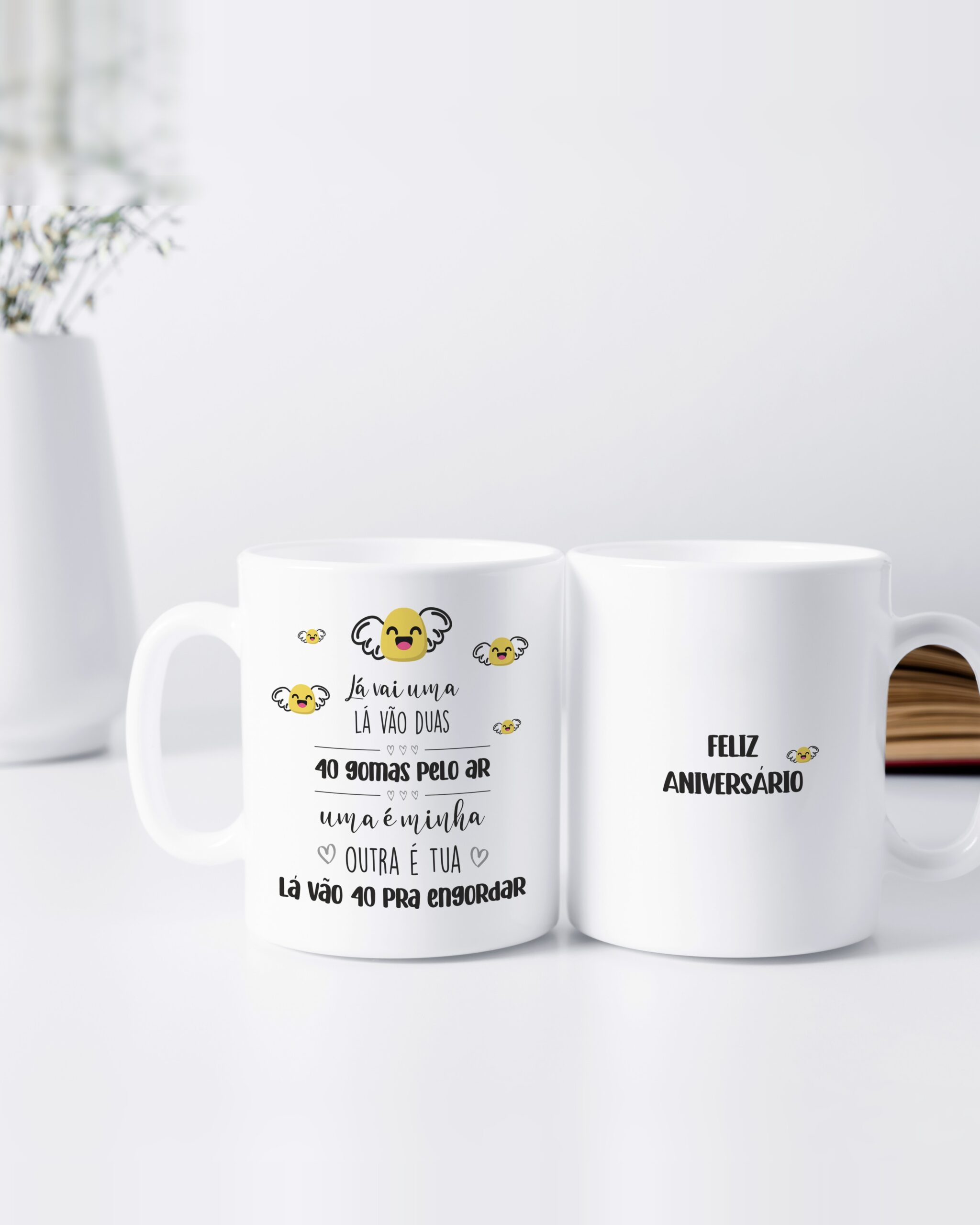 Caneca Lá Vão 40 Feliz Aniversário