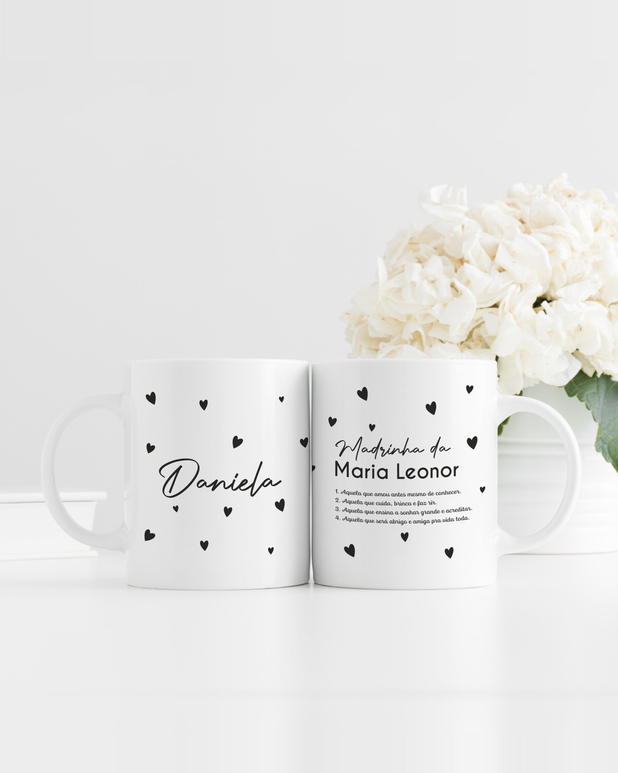 Caneca Madrinha com Nome e Corações