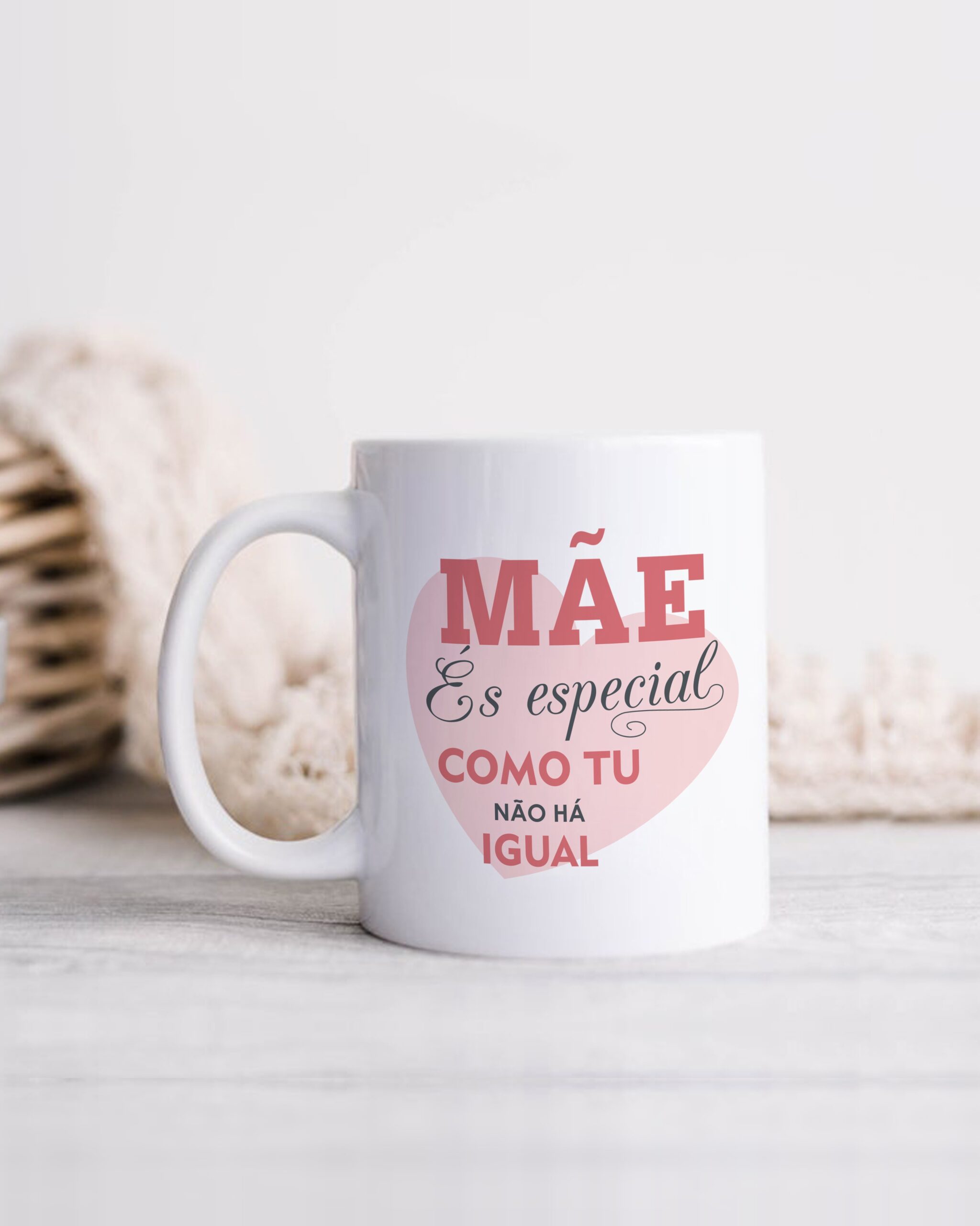 Caneca Mãe És Especial como Tu Não Há Igual